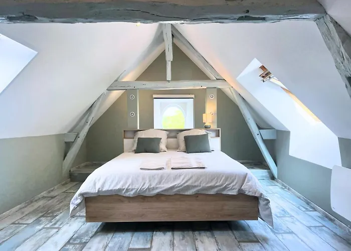 Maison D'exception Sur La Ligne Droite Des Hunaudières Ruaudin